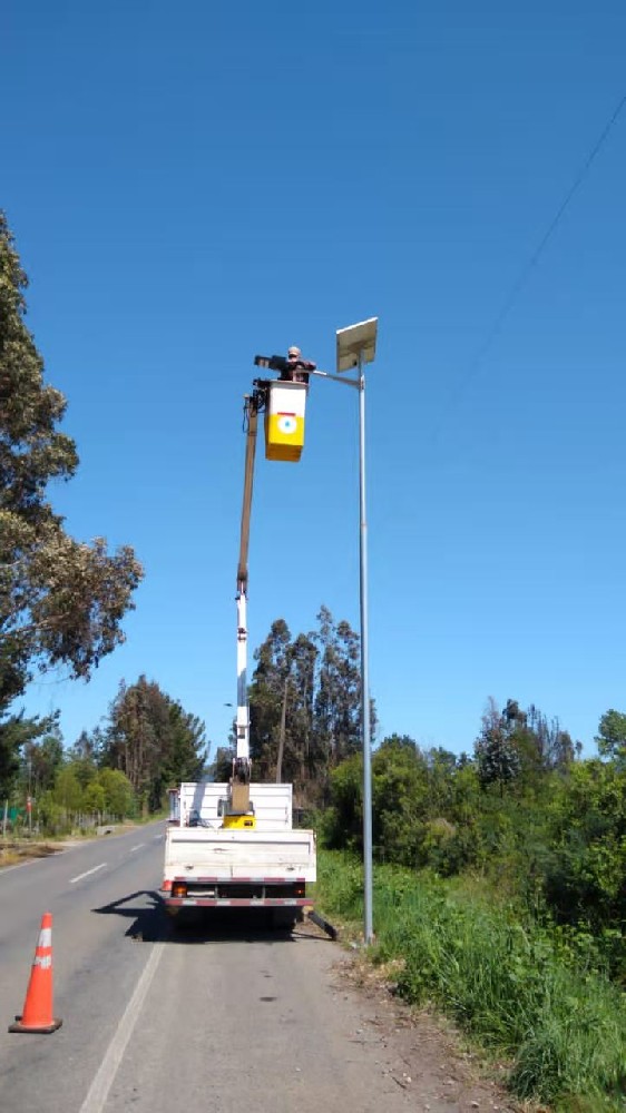 太阳能二体灯智利项目